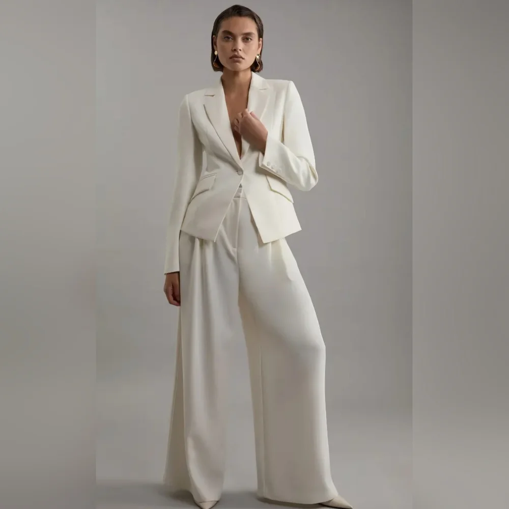 Karen Millen Tailored Crepe Blazer–Ivory Structured SingleBreasted Jacket.10 NWT - Picture 3 of 16